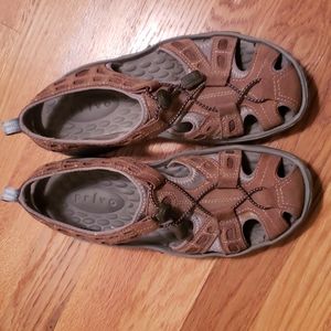 Clarks Privo brown leather sandal 7.5